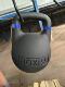 Competitive kettlebell hollow 8-36 kg competition gym men and women household cast iron muscle-building weight loss squat lifting kettle