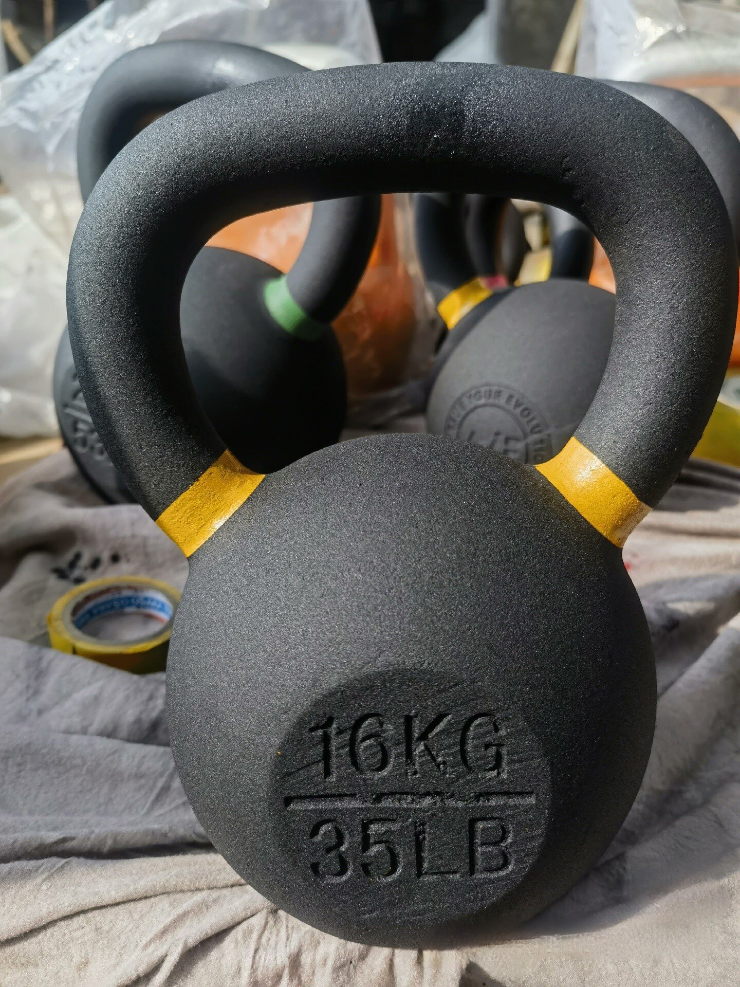 硬式壶铃 实心壶铃 男女通用健身壶铃 家用练翘臀提壶哑铃 - 图3