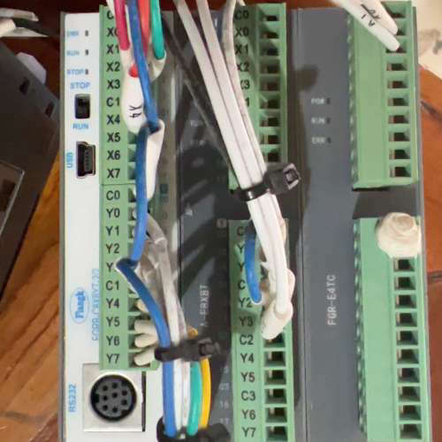 显控plc主机FGRB-C8X8T-2/2、拓展A-E8X8 - 图0