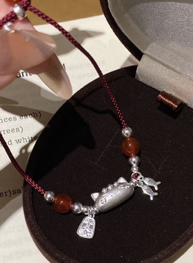 s925纯银锦鲤法棍猫咪红玛瑙手链女款本命年红绳编织手串送女友