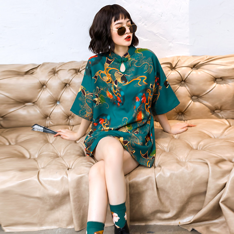 国潮旗袍秋冬2020年新款时尚连衣裙 卡姿红旗袍