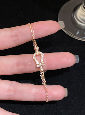 马蹄扣手链镶钻项链女轻奢清冷感细扣高级感简约时尚学生闺蜜手饰