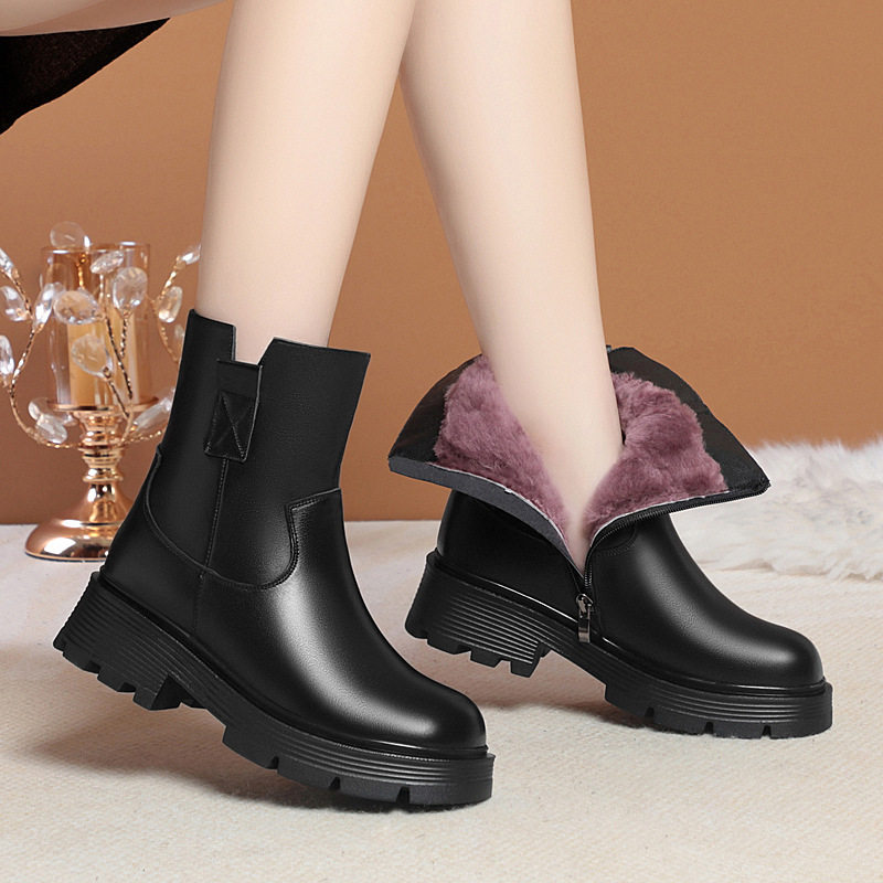 冬季年中跟马丁靴短靴女加绒羊毛妈妈棉鞋中老年平底女靴,淘宝优惠券,粉丝福利购,淘宝优惠卷