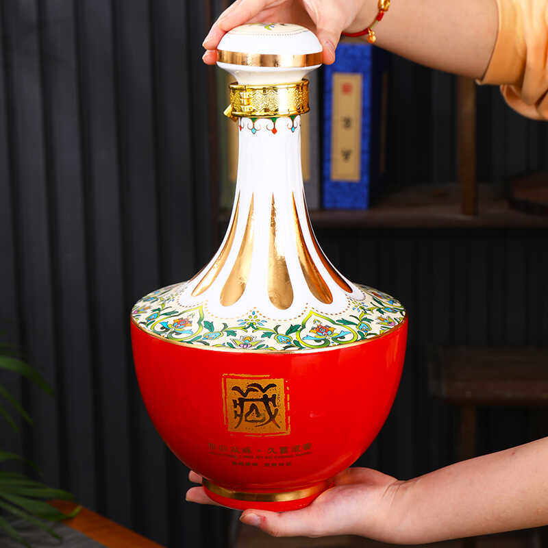 景德镇陶瓷3斤装酒瓶5斤装酒坛子滴水瓶斗彩密封白酒瓶具罐礼盒装