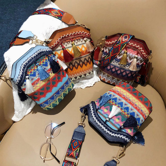 Guangxi Zhuang brocade pattern Zhuang ethnic woven cloth bag