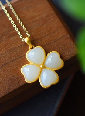 精致款小清新轻奢时尚四叶草吊坠