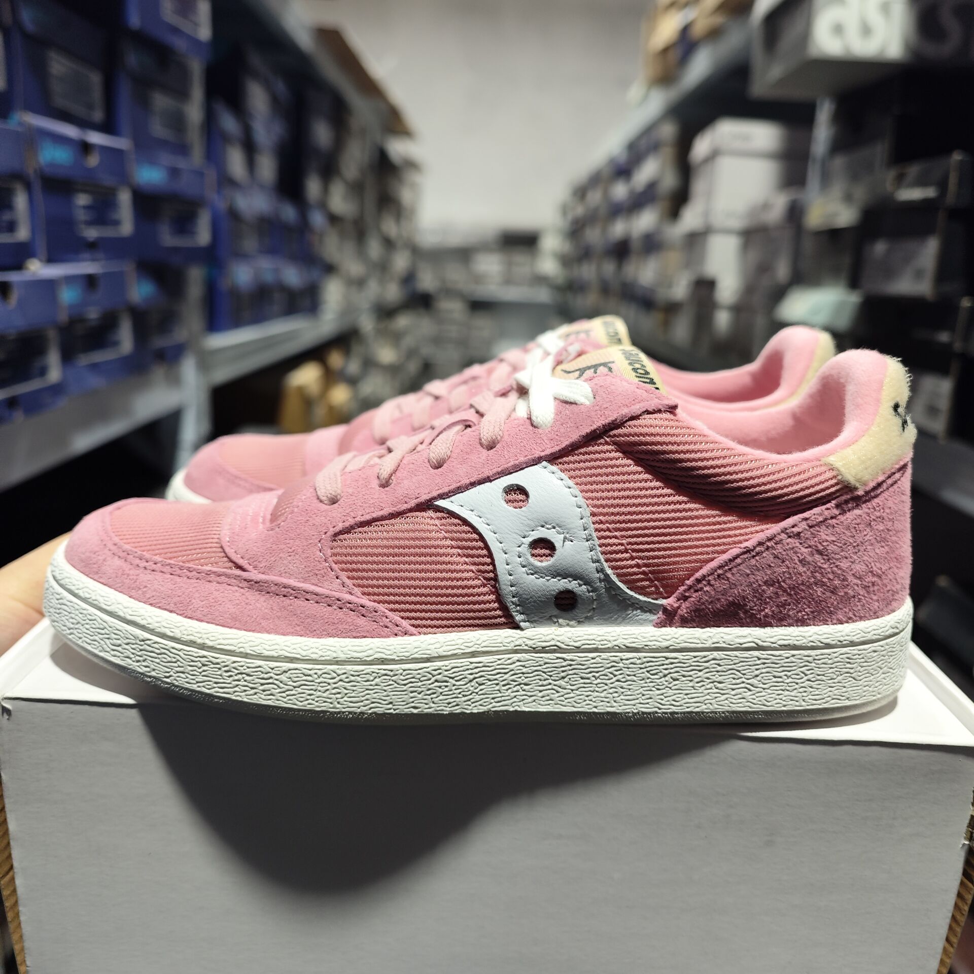 索康尼Saucony Jazz Court 女子运动复古跑步休闲低帮鞋女S60555