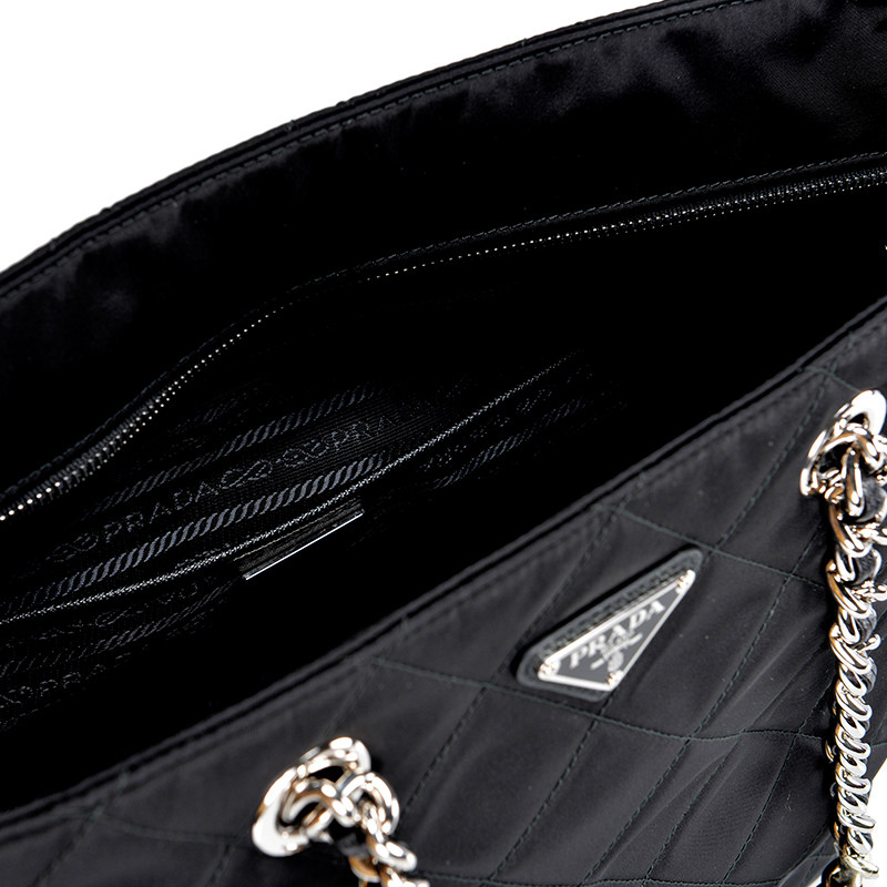 prada /普拉达尼龙布菱格手提包 KeanGlobal海外女士包袋