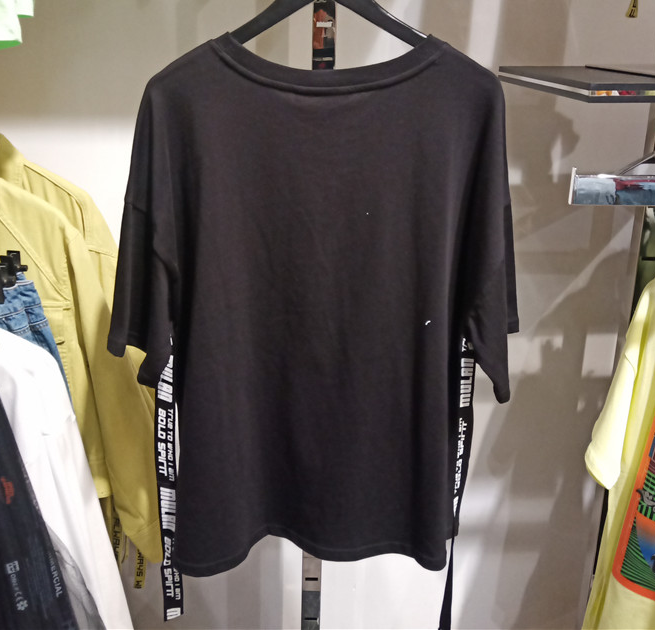 only one2020春季新款迪士尼t恤 贝儿时尚精品T恤