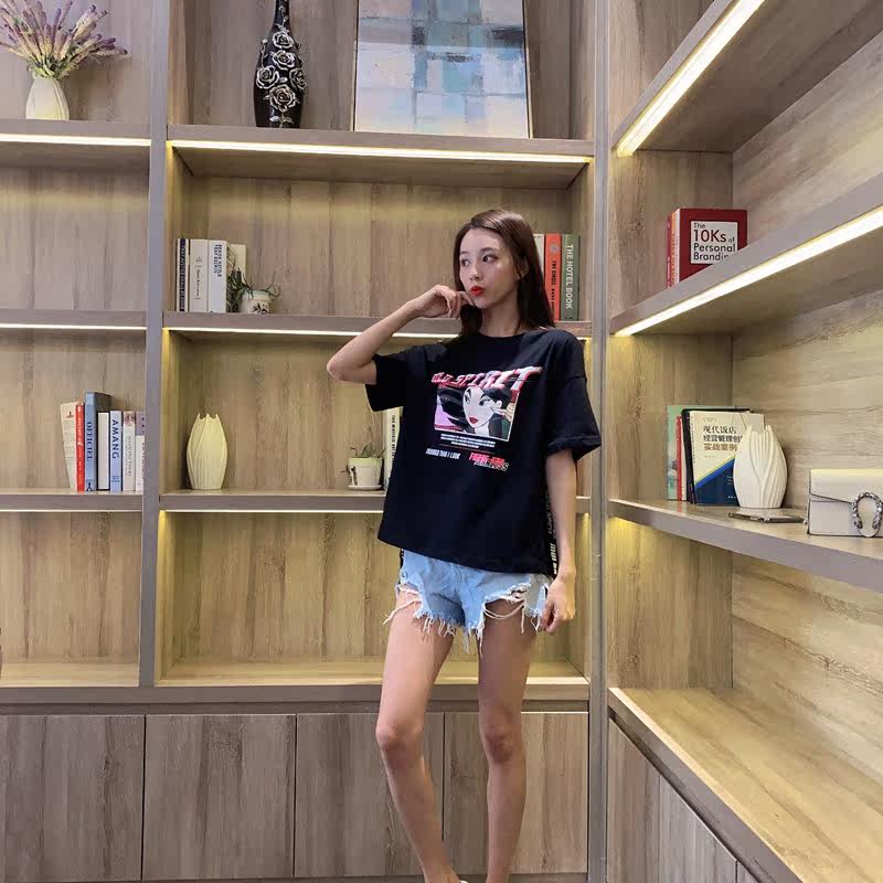 only one2020春季新款迪士尼t恤 贝儿时尚精品T恤