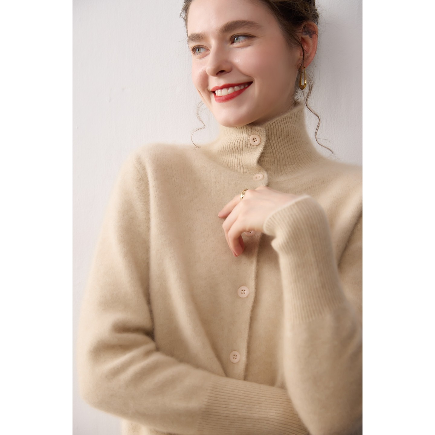 韩版高领100%纯山羊绒开衫女秋冬新款宽松毛衣外套洋气针织打底衫,淘宝优惠券,粉丝福利购,淘宝优惠卷