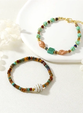 英国小众设计2025年新款彩色捷克珠手链女款轻奢小众高级感手串女