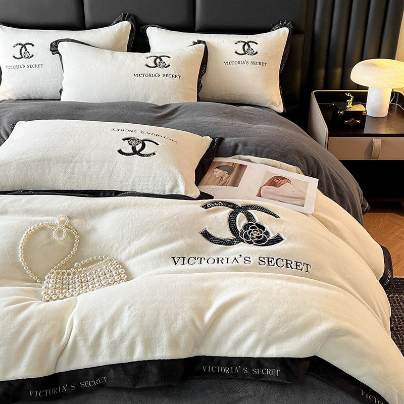 欧式轻奢牛奶绒四件套加厚保暖冬季刺绣被套床单床笠高级感简约,淘宝优惠券,粉丝福利购,淘宝优惠卷