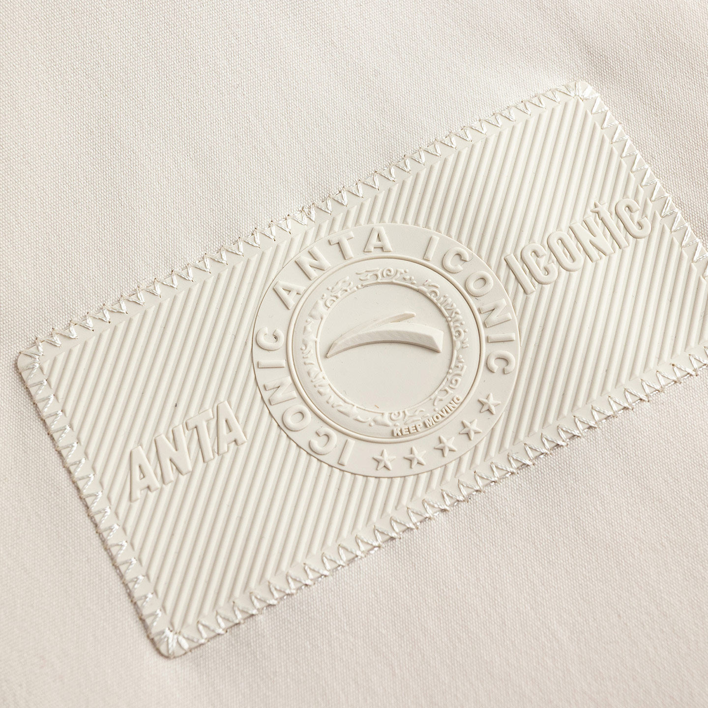 安踏羽绒三合一软壳衣丨鸭绒内胆运动外套女叠穿两件套162548605,淘宝优惠券,粉丝福利购,淘宝优惠卷