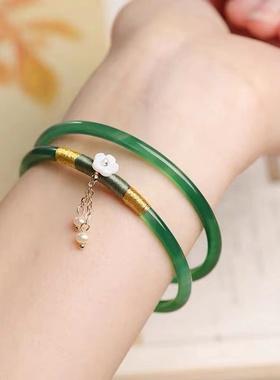 古觉甜美女玉髓古风叮当镯