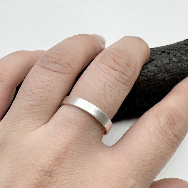 Xie's Silversmith 999 sterling silver simple plain ring ring for men and women with niche design and versatile ring