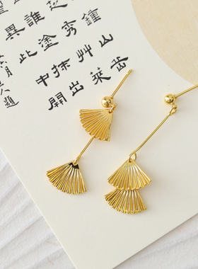 复古金色小扇子银针耳环