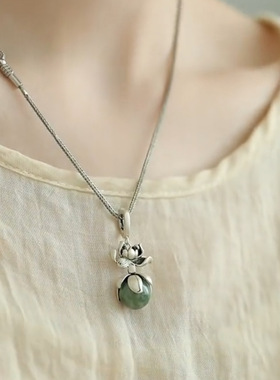 中国风复古做旧翡翠莲花吊坠女新中式典雅宫廷风项链汉服旗袍配饰