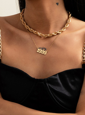 复古百搭字母吊坠项链