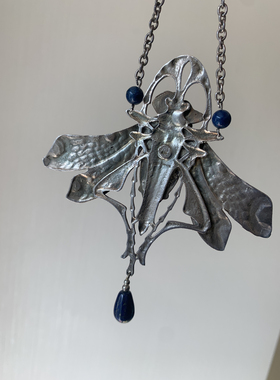 古董珐琅纯银坠青金石一体链，链长约40，蝴蝶尺寸10*9cm重47克