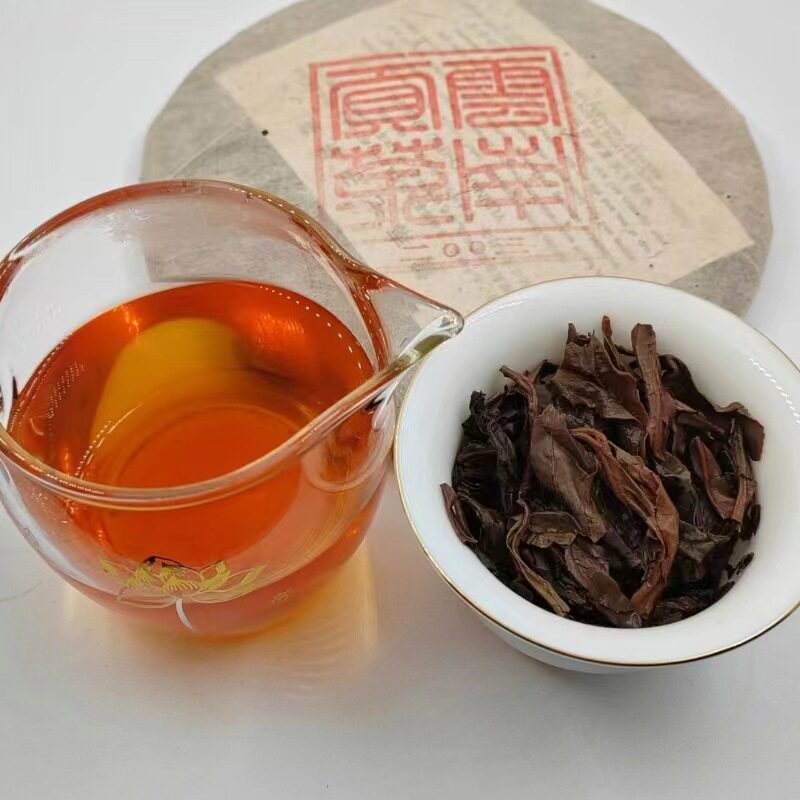 2003年云南贡茶普洱生茶饼六大茶山乔木古树普洱大叶种好喝的茶叶