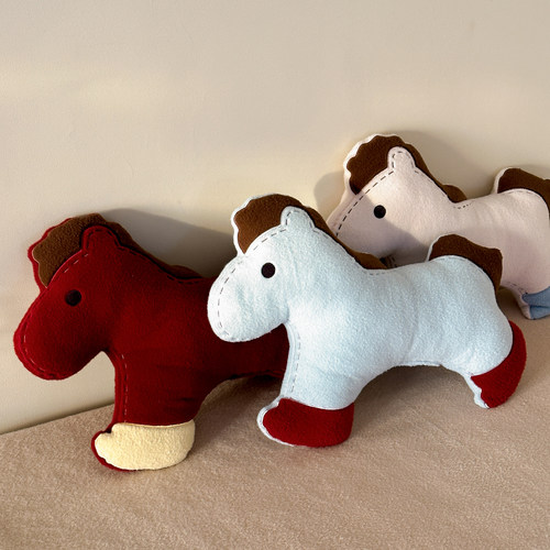 晚安猫ins韩式创意卡通幸运小马抱枕靠枕少女心卧室客厅沙发宿舍 - 图2