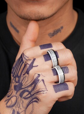 黑白密镶D色VVS莫桑钻戒指