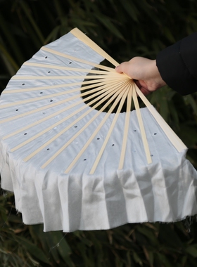 盛世鸿姿舞蹈扇子雪中梅白色
