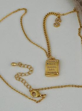 方形字母吊牌项链高级感