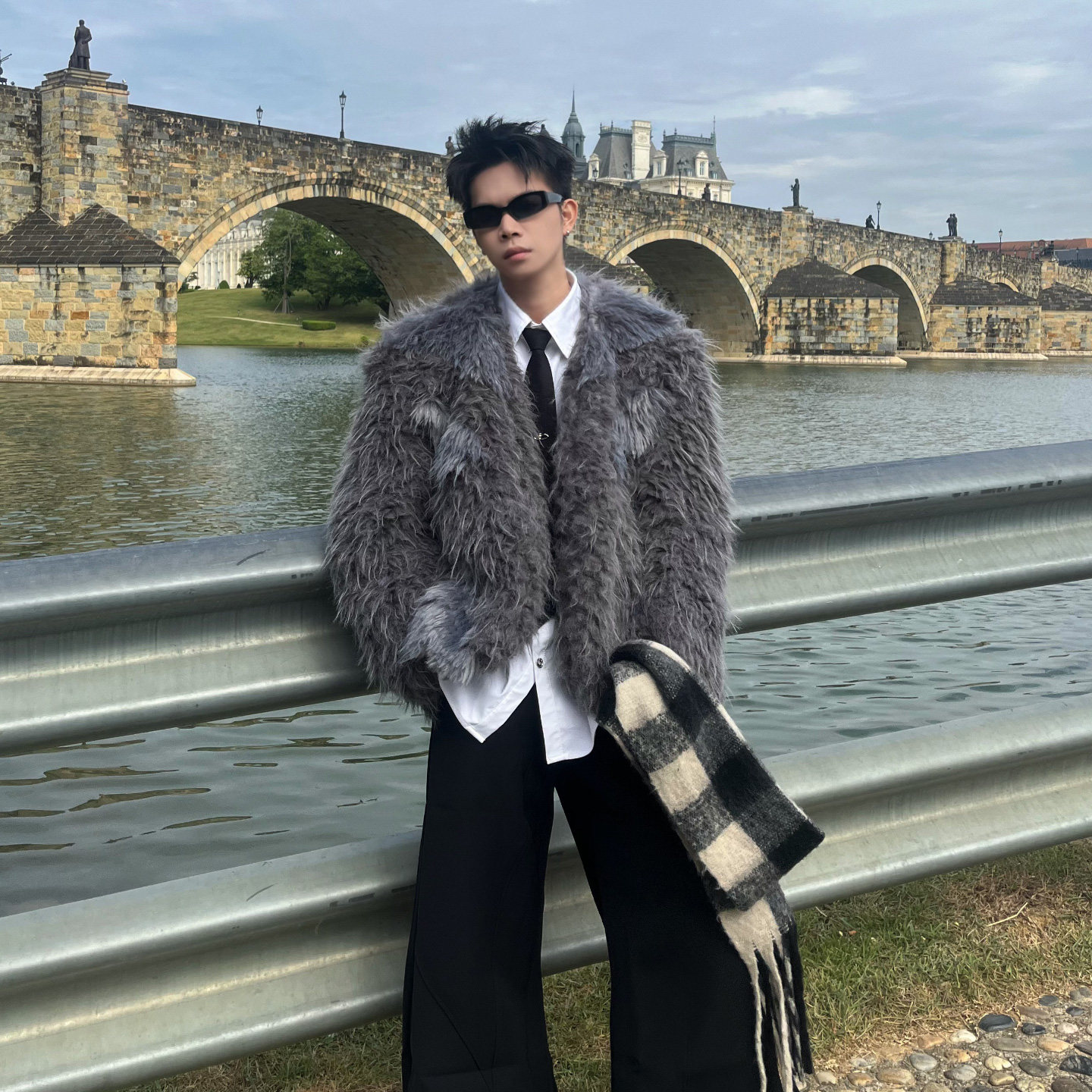 BLACKMAGAZINE小众复古仿貂毛晕色皮草外套轻奢感座山雕廓形夹克,淘宝优惠券,粉丝福利购,淘宝优惠卷