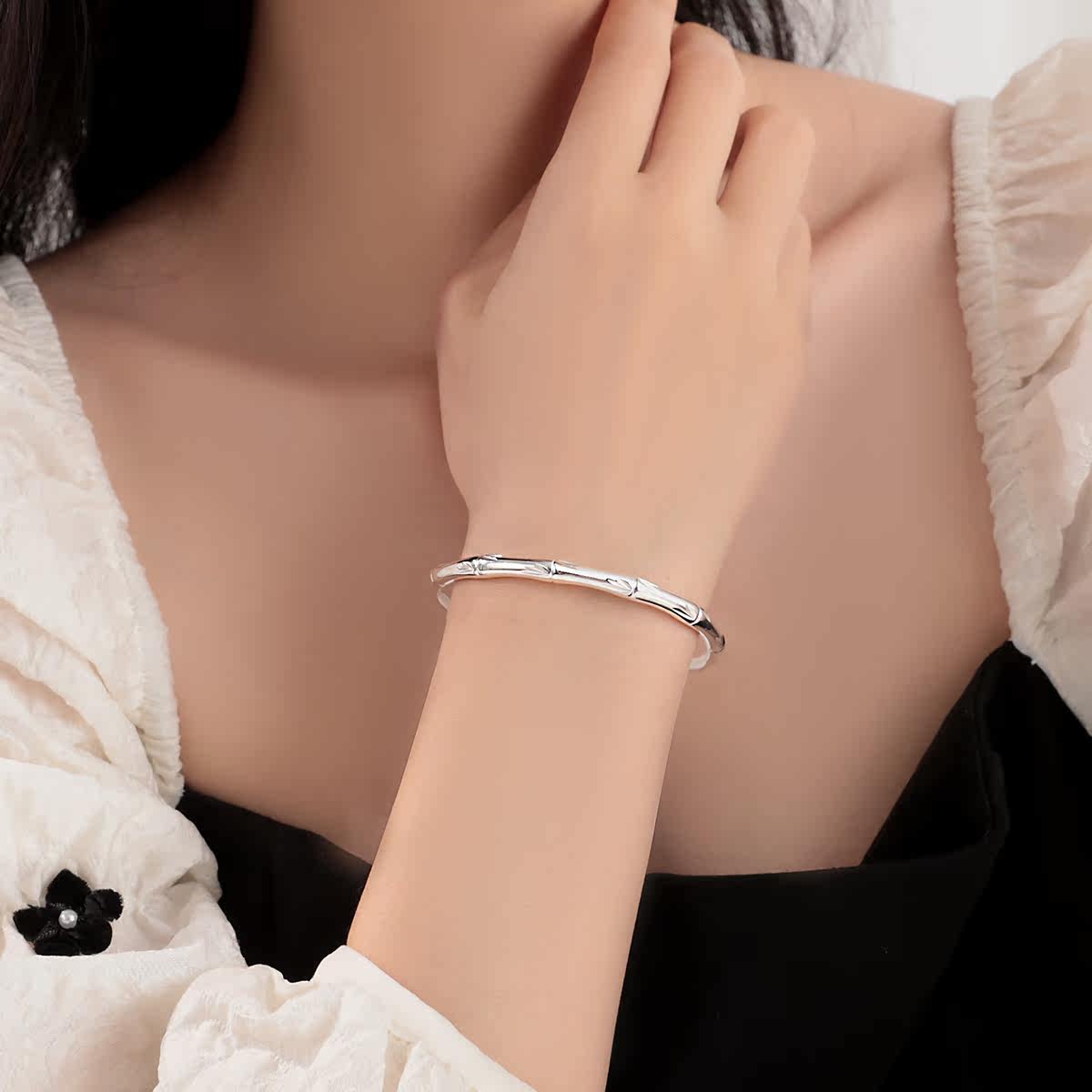  瑞诚轩珠宝手镯