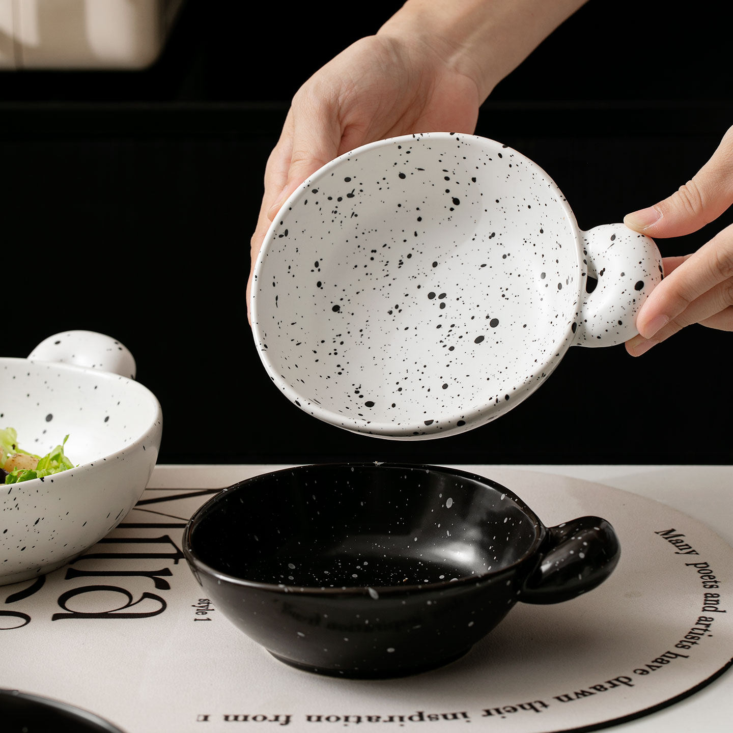 北欧创意陶瓷碗双耳防汤菜盘酒店家用装菜面碗汤碗水果沙拉碗