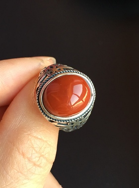 天然无优化满色手工镶嵌南红戒指