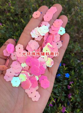 diy桃心雪花手工缝衣服蓝色亮片