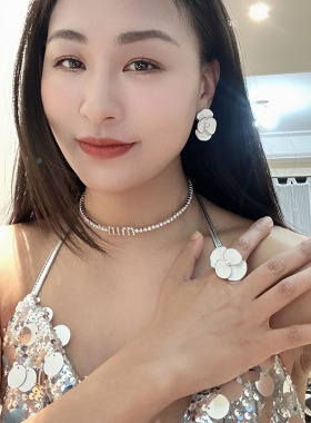 简约设计虞美人系列花朵独特董洁同款白色精致气质开口戒指