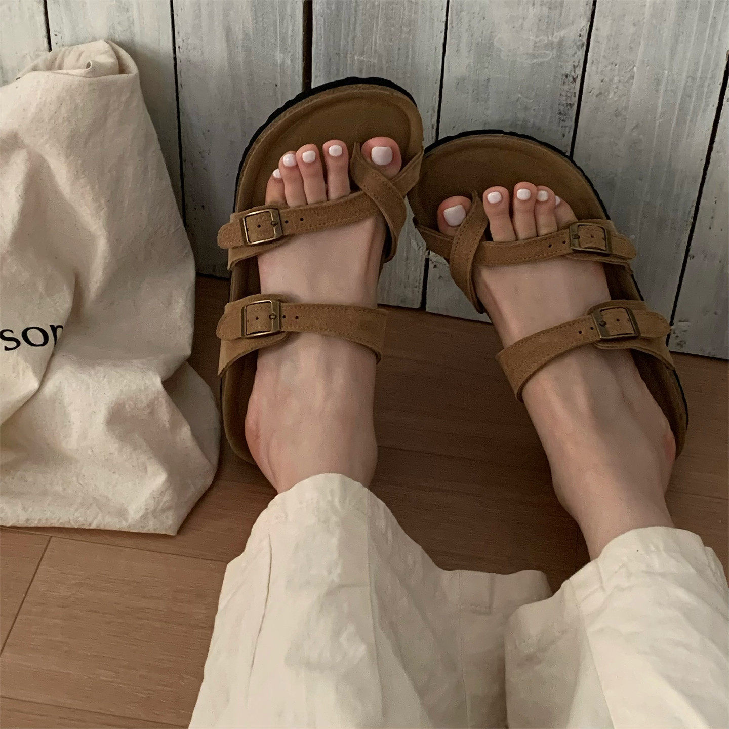 时尚方扣交叉带外穿夹趾足弓拖鞋夏季软木磨砂牛皮防滑女士勃肯鞋,淘宝优惠券,粉丝福利购,淘宝优惠卷