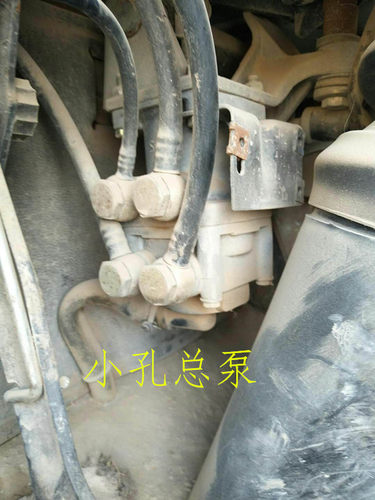 北奔刹车总泵阀制动总泵 北奔NG80脚刹阀老款80B刹车泵配件备件 - 图2