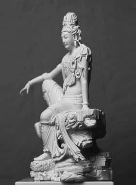 辽代木雕水月观音像树脂雕塑作品