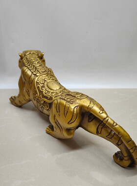 铜器收藏黄铜老虎生肖虎上山虎办公室家居装饰礼品金钱元宝铜老虎