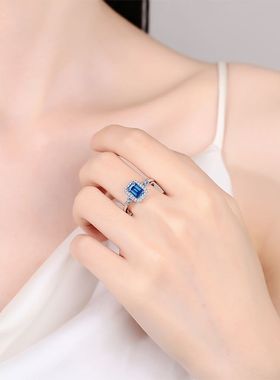 s925银镀18K金女戒镀PT950铂金莫桑石指环蓝色钻石轻奢日常搭配