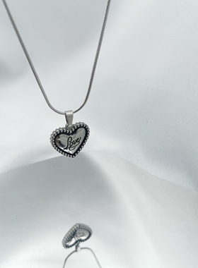 潮酷ins欧美气质爱心字母项链