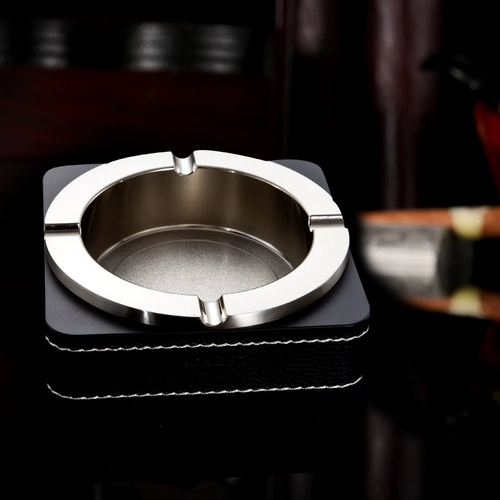 烟嘴客 Высококлассная металлическая зажигалка, пепельница, креативный комплект, креативный подарок