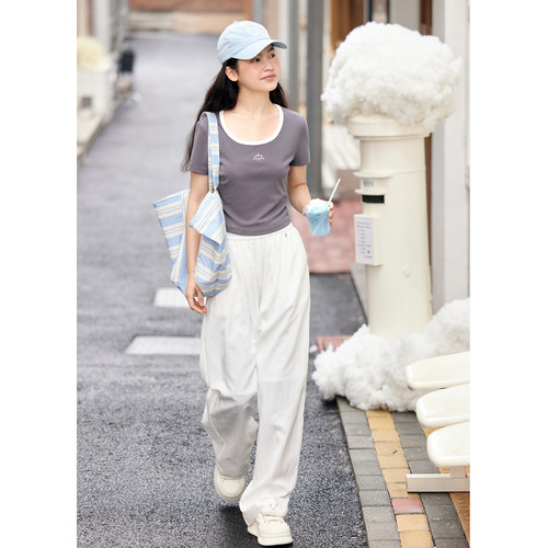 紫涵短款白色方领短袖T恤女夏季新款甜辣妹修身收腰字母印花上衣 - 图1