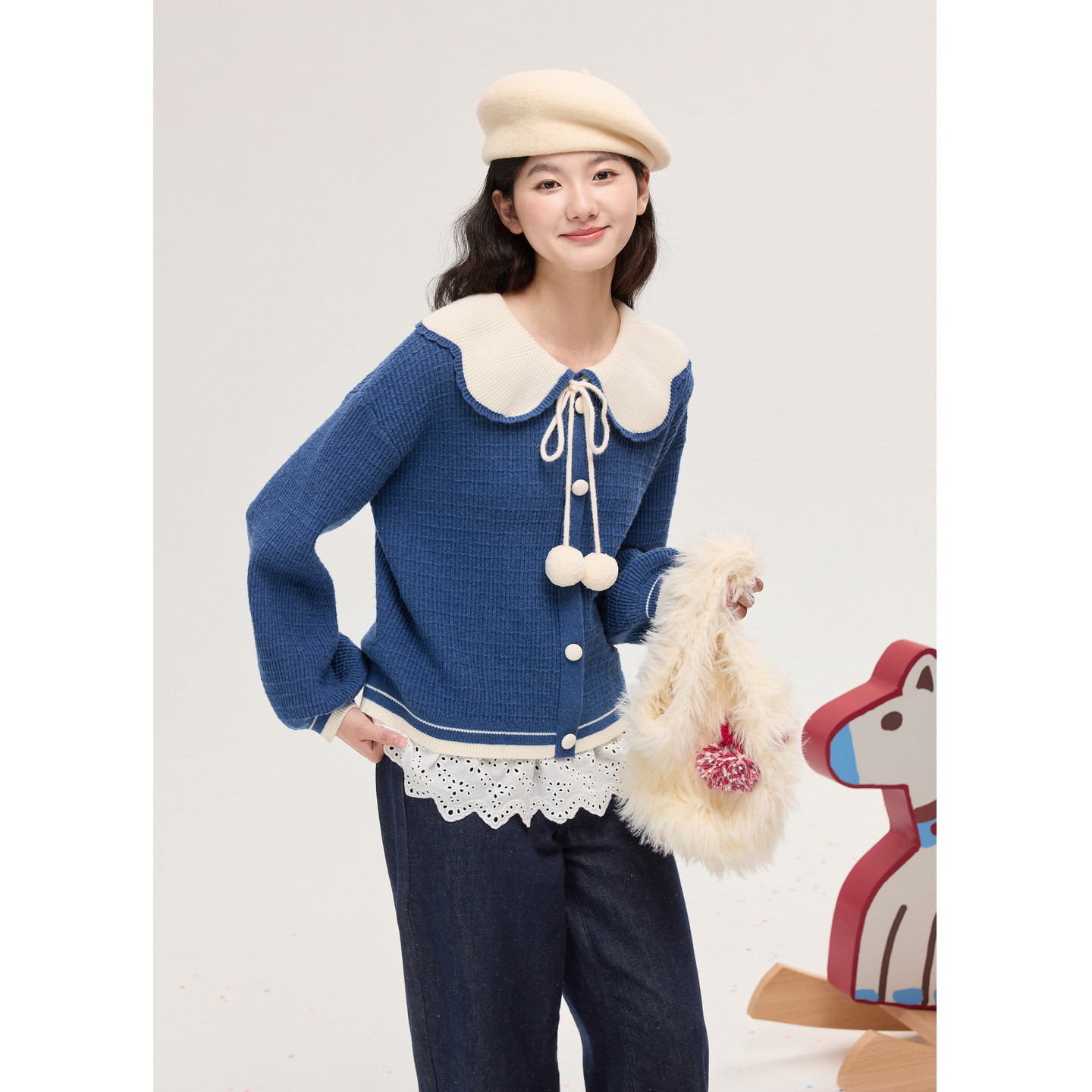 紫涵撞色娃娃领针织开衫女2025冬季新款甜美毛球系绳内搭肌理毛衣,淘宝优惠券,粉丝福利购,淘宝优惠卷