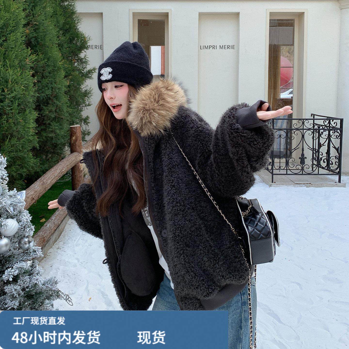 黑色加厚羊羔毛羽绒服外套2025新款女冬短款毛领连帽皮毛一体外套,淘宝优惠券,粉丝福利购,淘宝优惠卷