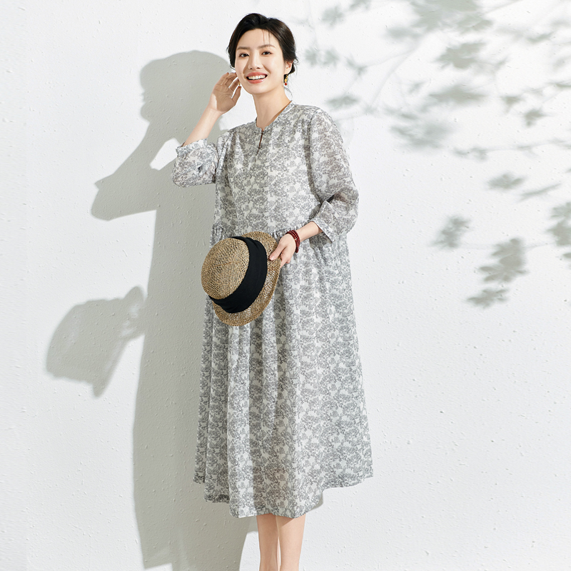度假旅行碎花七分袖长裙子夏季文艺女装100支苎麻印花仙气连衣裙