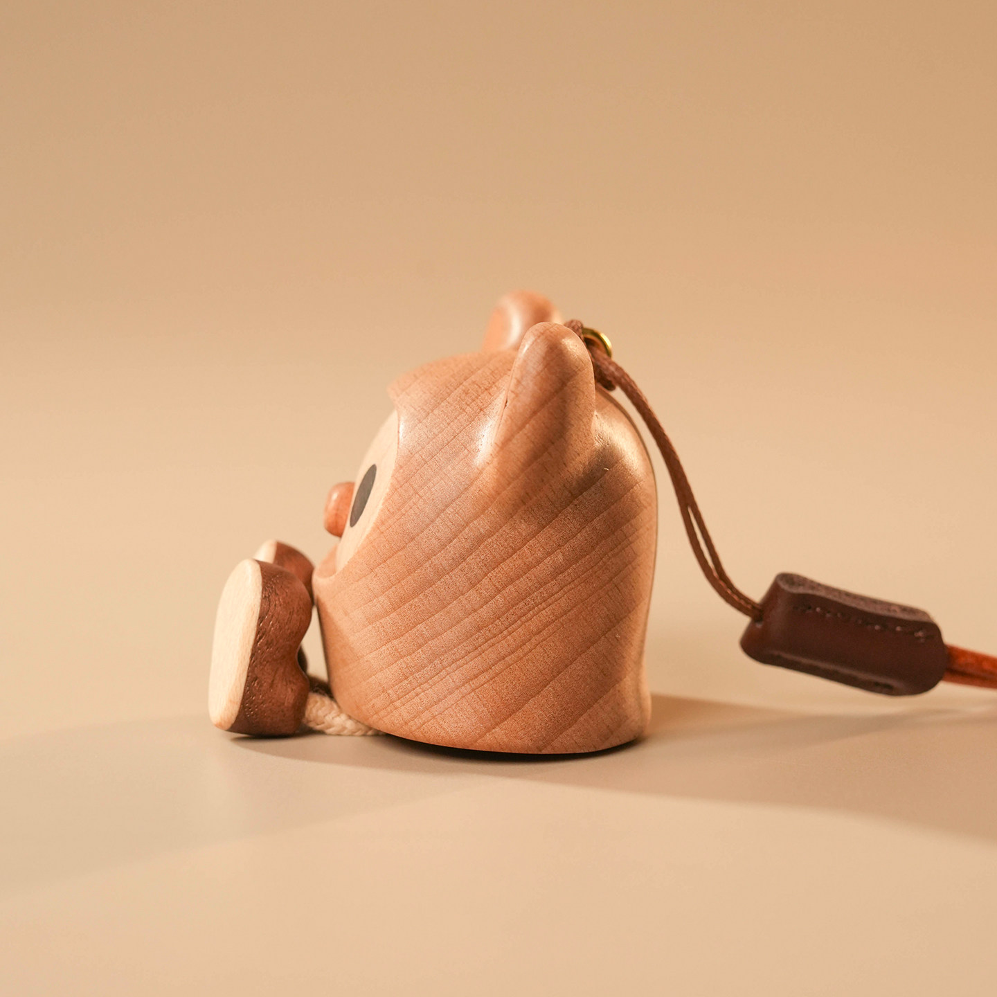 原创设计木质生肖小猪挂件卡通创意摆件治愈系桌面装饰工艺品礼物,淘宝优惠券,粉丝福利购,淘宝优惠卷