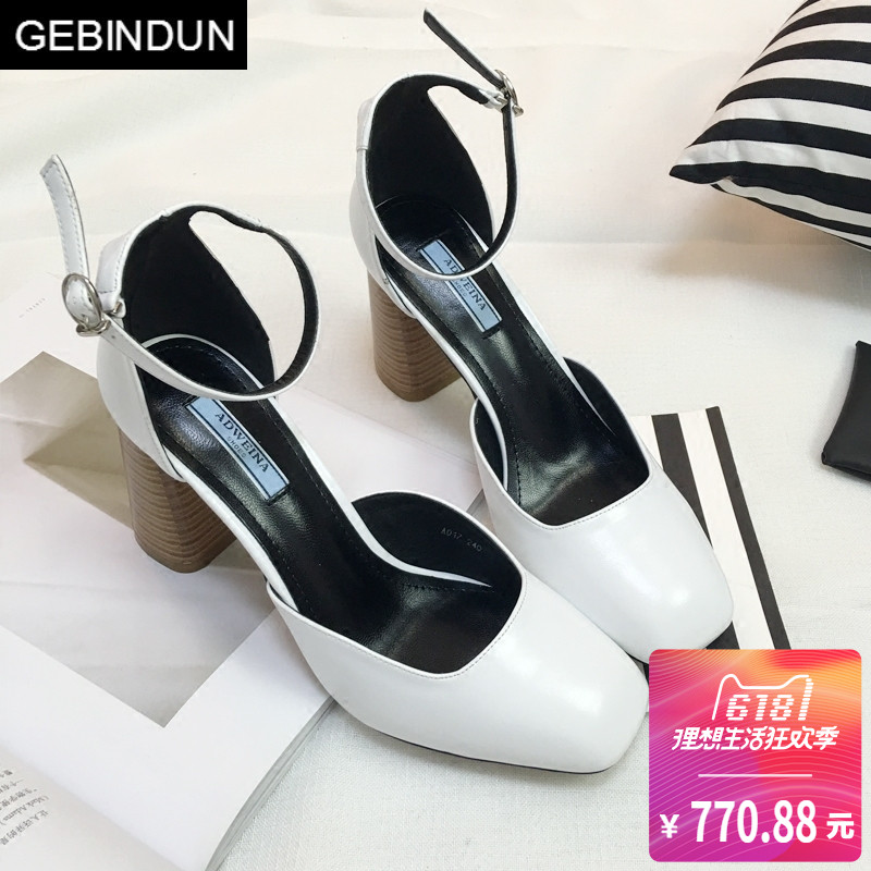 哥宾杜旗舰店GEBINDU复古木根一字扣高跟鞋女2018春夏百搭时尚方头浅口粗跟单3