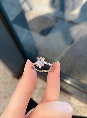 仿真钻戒银饰925纯银方钻轻奢女