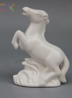 现代白色陶瓷工艺礼品小号十二生肖摆件家居客厅装饰手工纯手工c1